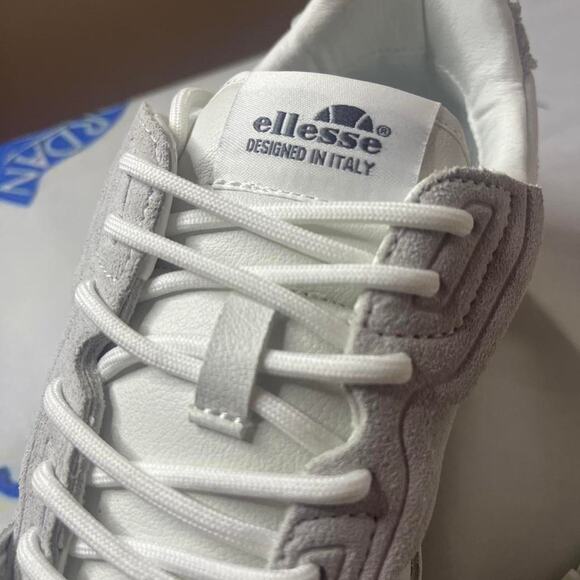 Ellesse lsr shoes white